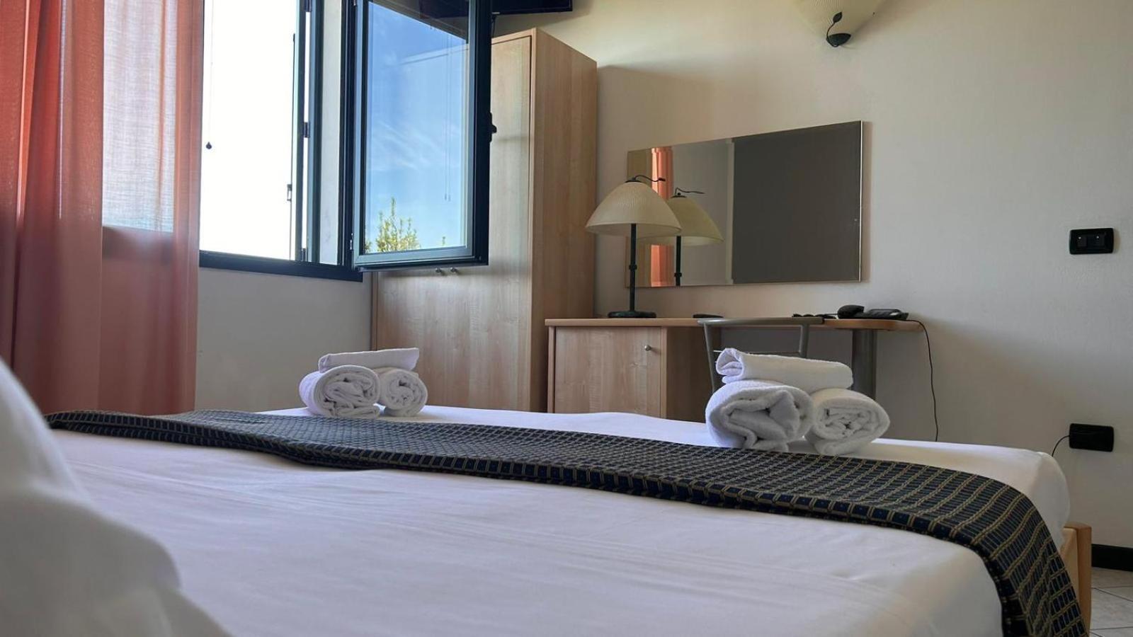 Hotel Gran Delta Di Alba-Invest Srl Rosolina Εξωτερικό φωτογραφία